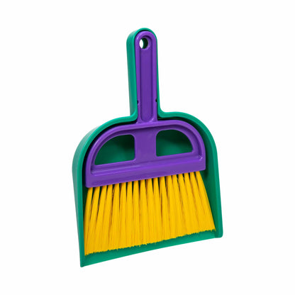 CHILDRENS BROOM SET - US 5272